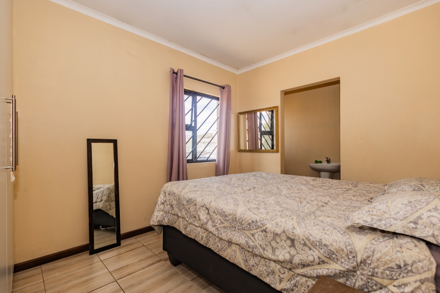 3 Bedroom Property for Sale in Viking Village Western Cape